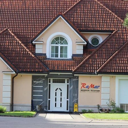 Apartmaji In Sobe Ramar Straza Экстерьер фото