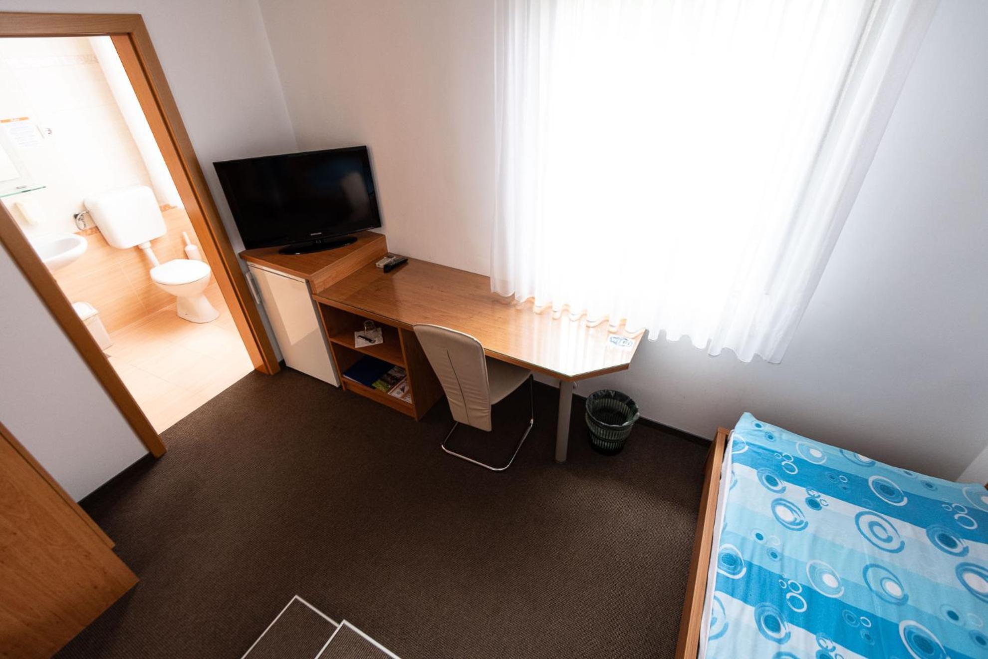 Apartmaji In Sobe Ramar Straza Экстерьер фото