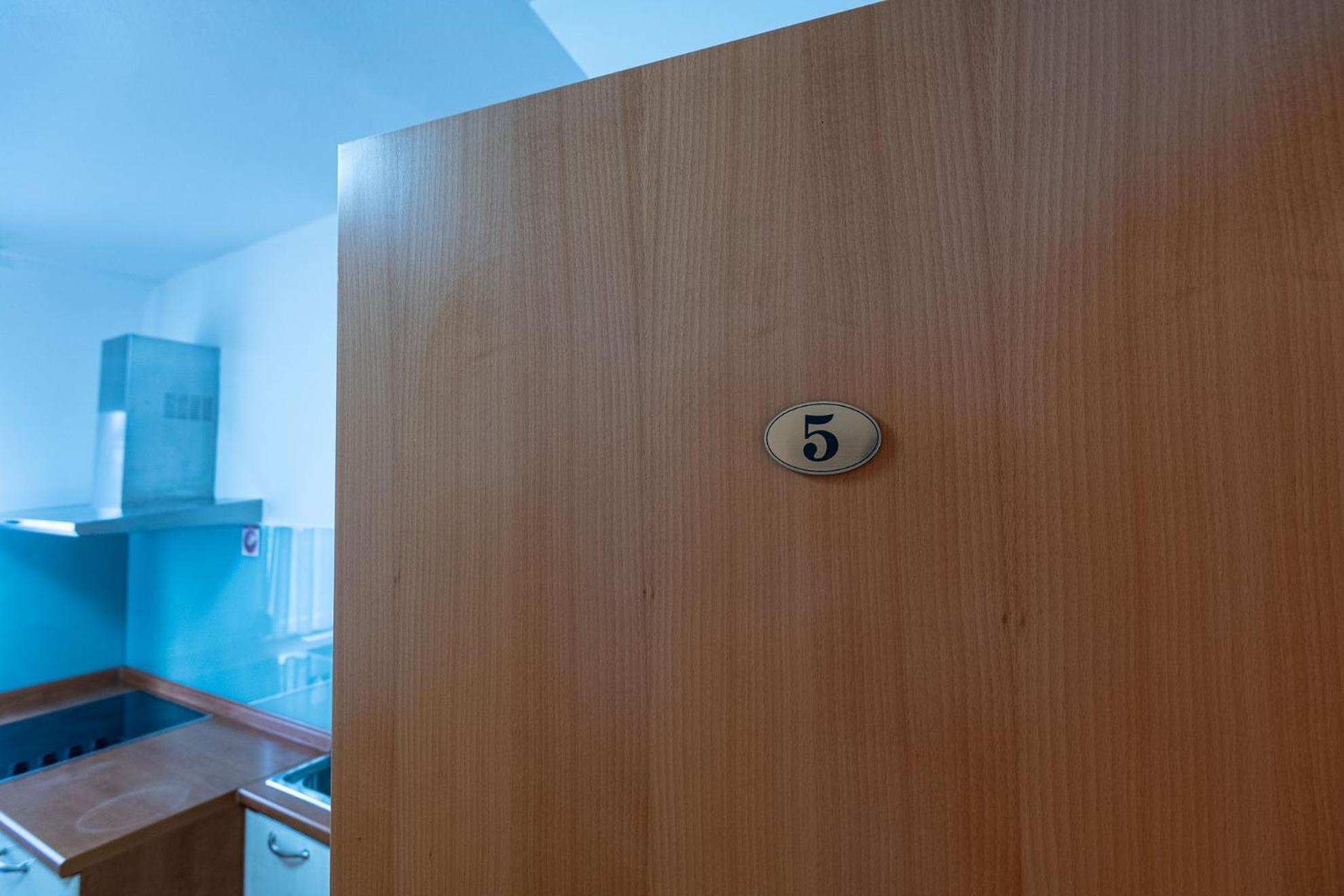 Apartmaji In Sobe Ramar Straza Экстерьер фото